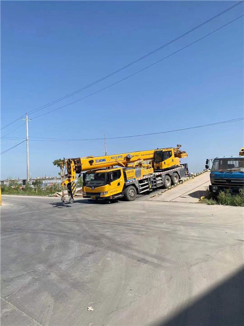 淮滨县吊车作业时，可能会产生哪些额外收费项目？